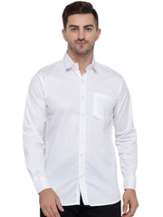 Men Regular Fit Solid Spread Collar Casual Shirt