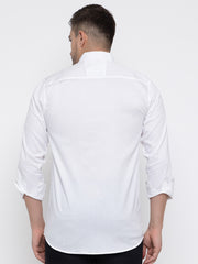 Men Regular Fit Solid Spread Collar Casual Shirt
